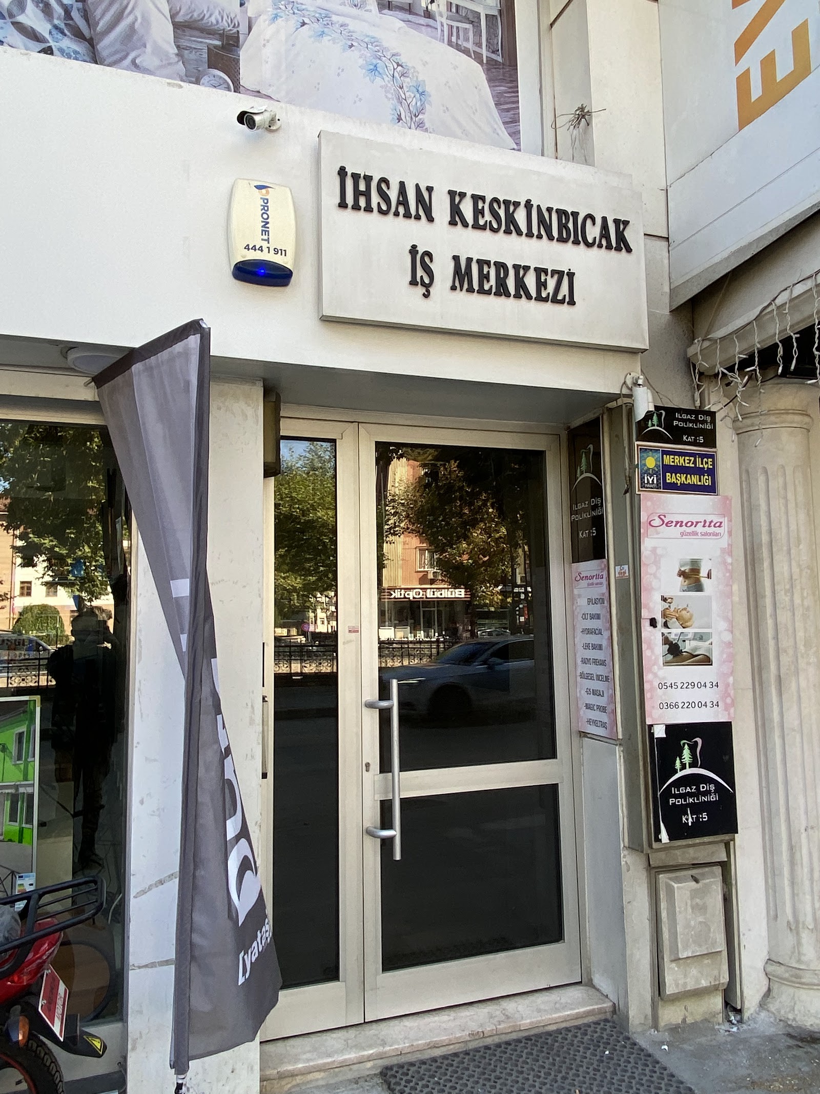 İmza Bayan Kuaförü