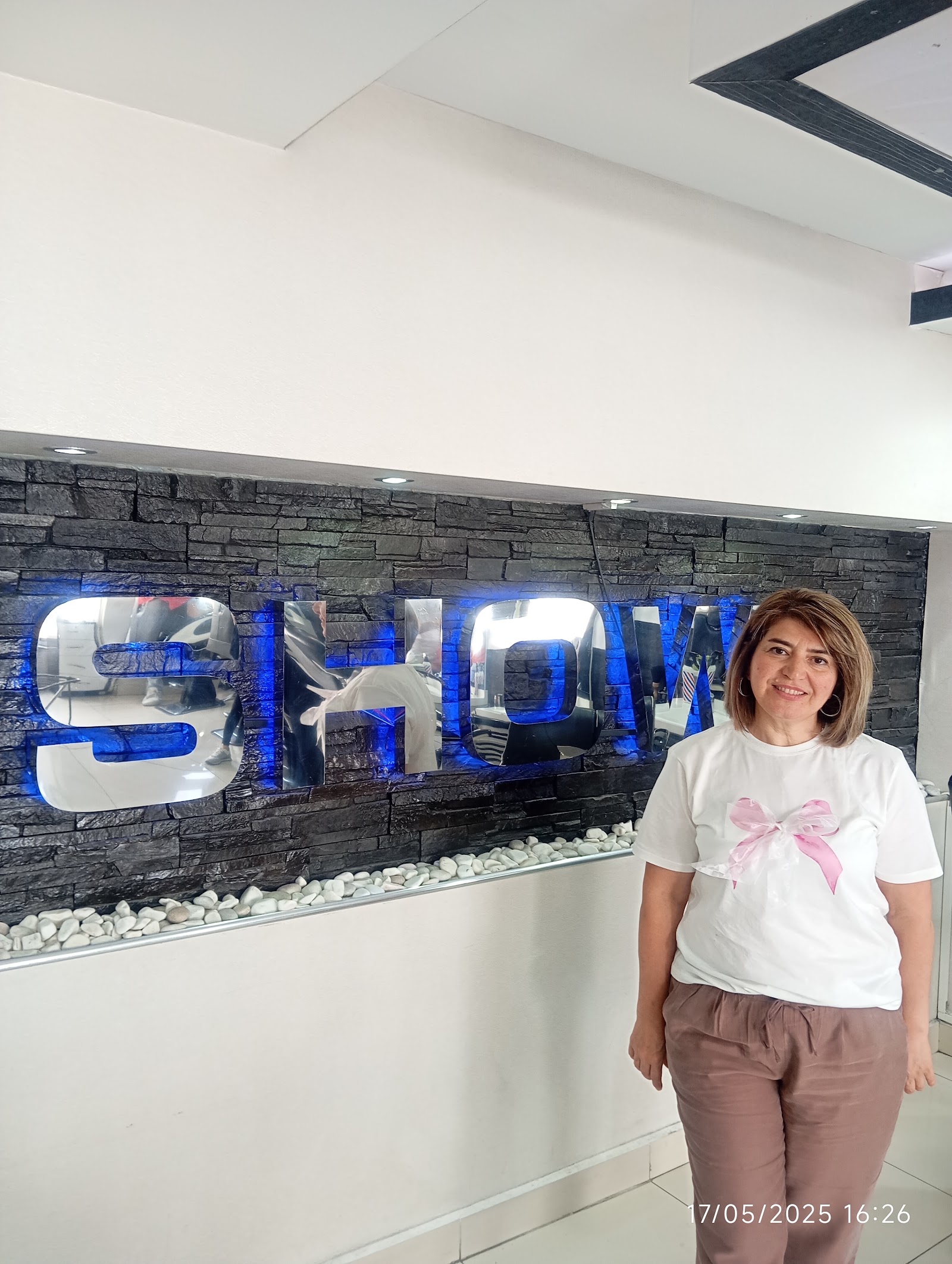 Show Bayan Kuaförü
